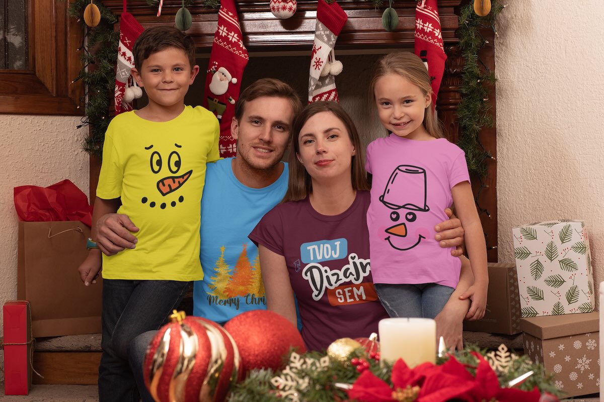 Navrhni si originálne vianočné tričko pre celú rodinu - puppynator.sk